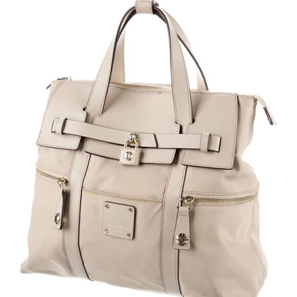 Henri Bendel Jetsetter Backpack/Bag - Large - Picture 2 of 15